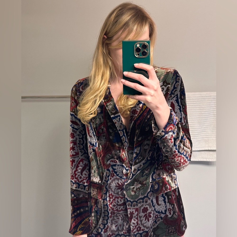 Velvet Zara Blazer, size medium.